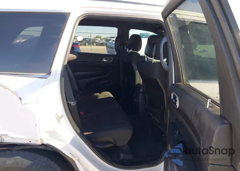 2018 Jeep Grand Cherokee Laredo 4X2 z USA, uszkodzony, nr VIN 1C4RJEAG5JC185577